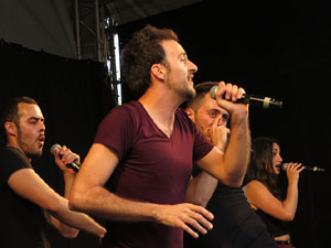 Festival A Capella 2018. Actuaci&oacute; del grup A Grup Vocal a la pla&ccedil;a de la Independ&egrave;ncia