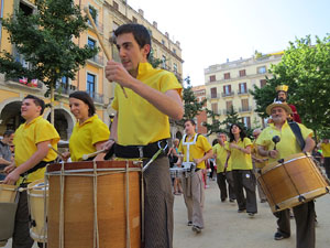 Cercavila de la Flama del Canig&oacute; 2018 fins la pla&ccedil;a del Vi
