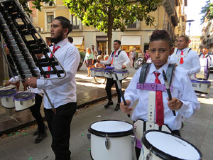 Cercavila de la Flama del Canig&oacute; 2018 fins la pla&ccedil;a del Vi