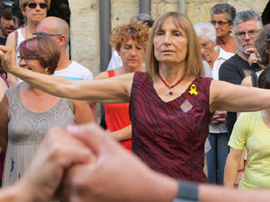 Sardanes i m&uacute;sica a la pla&ccedil;a del Vi