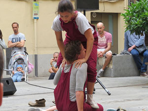 inund'ART 2018. Performance de poesia i dansa del Col&middot;lectiu Tac-Tiq