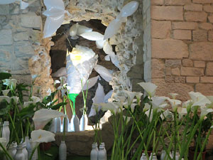 Temps de Flors 2018. Muntatges florals als diversos espais dels Soterranis de la Catedral