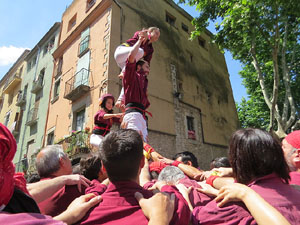 Temps de Flors 2018. Diada Castellera a la pla&ccedil;a de Sant Feliu amb els Marrecs de Salt, els Xics de Granollers, i els Sagals d�Osona