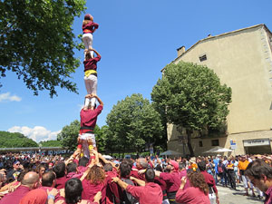 Temps de Flors 2018. Diada Castellera a la pla&ccedil;a de Sant Feliu amb els Marrecs de Salt, els Xics de Granollers, i els Sagals d�Osona