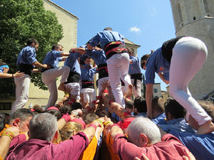 Temps de Flors 2018. Diada Castellera a la pla&ccedil;a de Sant Feliu amb els Marrecs de Salt, els Xics de Granollers, i els Sagals d�Osona