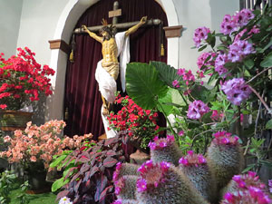 Temps de Flors 2018. Muntatges i instal&middot;lacions florals als diversos espais de l'Esgl&eacute;sia dels Dolors