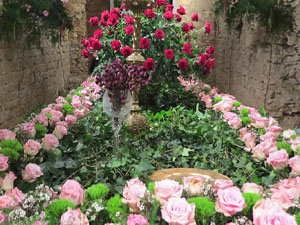 Temps de Flors 2018. Instal&middot;laci&oacute; floral El cor menjat al soterrani II de la Torre Gironella