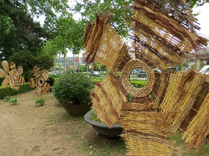 Temps de Flors 2018. Decoracions i instal&middot;lacions als Jardins del Parc de la Devesa