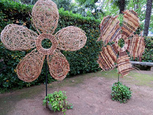 Temps de Flors 2018. Decoracions i instal&middot;lacions als Jardins del Parc de la Devesa