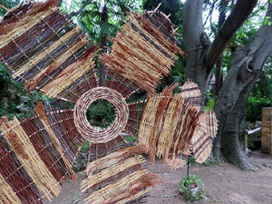 Temps de Flors 2018. Decoracions i instal&middot;lacions als Jardins del Parc de la Devesa