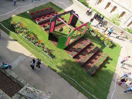 Temps de Flors 2018. Instal&middot;lacions i muntatges florals a la Pla&ccedil;a dels Jurats