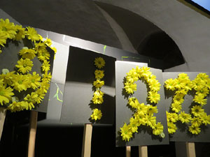 Temps de Flors 2018. Instal&middot;laci&oacute; a l'assecador del Museu d'Hist&ograve;ria