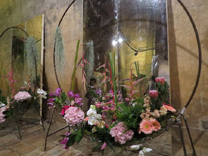 Temps de Flors 2018. Instal&middot;lacions als espais del Museu d'Hist&ograve;ria La Carbonera i la Cisterna