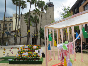 Temps de Flors 2018. Instal&middot;lacions i muntatges florals als espais de la pla&ccedil;a de Santa Susanna del Mercadal