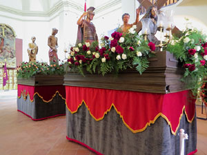 Temps de Flors 2018. Decoracions florals a l'esgl&eacute;sia de Sant Lluc, el Castrum dels Manaies de Girona
