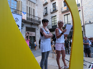 Concentraci&oacute; a la pla&ccedil;a del Vi el dilluns 30 de juliol 2018