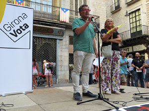 Concentraci&oacute; a la pla&ccedil;a del Vi el dilluns 30 de juliol 2018