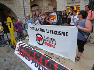 Concentraci&oacute; a la pla&ccedil;a del Vi el dilluns 30 de juliol 2018