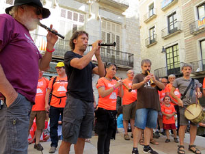 Diada Nacional 2018. Concentraci&oacute; a la pla&ccedil;a del Vi, lectura del manifest i cant de Els Segadors