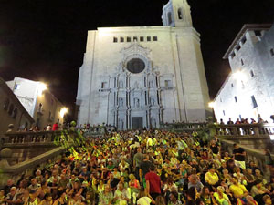 Diada Nacional 2018. XII Marxa de Torxes de Girona. Lectura del manifest i concert de Gemma Humet