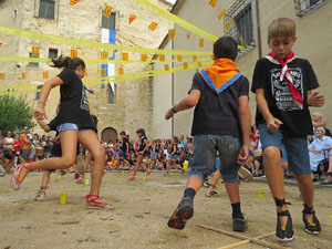 Festa Major de Sant Daniel 2018 - Danses i salutacions a la placeta del monestir de Sant Daniel