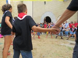 Festa Major de Sant Daniel 2018 - Danses i salutacions a la placeta del monestir de Sant Daniel