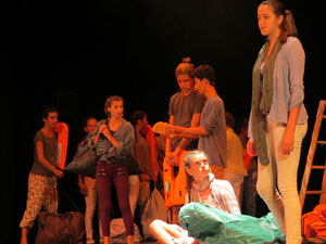 FITAG 2018 - Representaci&oacute; de l'obra Europa, a c&agrave;rrec de Cr&agrave;dula Teatre i el Cor Preludi, al Teatre Municipal