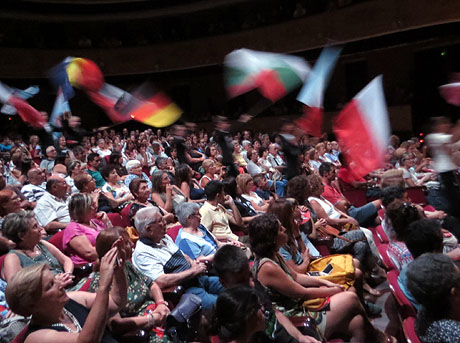 FITAG 2018 - Representaci&oacute; de l'obra Europa, a c&agrave;rrec de Cr&agrave;dula Teatre i el Cor Preludi, al Teatre Municipal