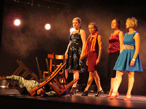 FITAG 2018 - Representaci&oacute; de l'obra Oceans, a c&agrave;rrec del grup El Mirall, de Blanes, al Teatre Municipal