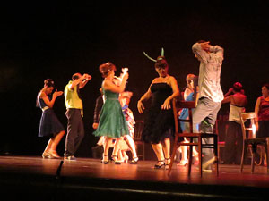 FITAG 2018 - Representaci&oacute; de l'obra Oceans, a c&agrave;rrec del grup El Mirall, de Blanes, al Teatre Municipal