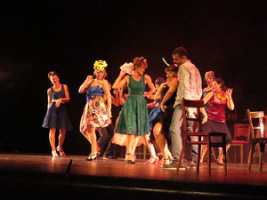 FITAG 2018 - Representaci&oacute; de l'obra Oceans, a c&agrave;rrec del grup El Mirall, de Blanes, al Teatre Municipal