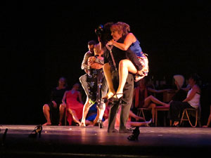 FITAG 2018 - Representaci&oacute; de l'obra Oceans, a c&agrave;rrec del grup El Mirall, de Blanes, al Teatre Municipal