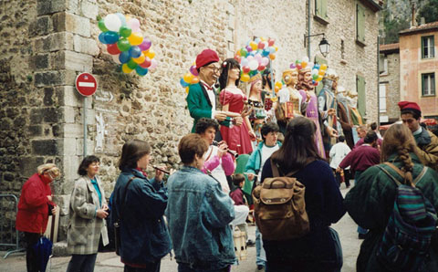 Els gegants Musa i Xavier Cugat. 1994