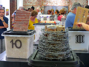 Inauguraci&oacute; de l'exposici&oacute; '55 urnes per la Llibertat' a la Casa de la Catalanitat de Perpiny&agrave;