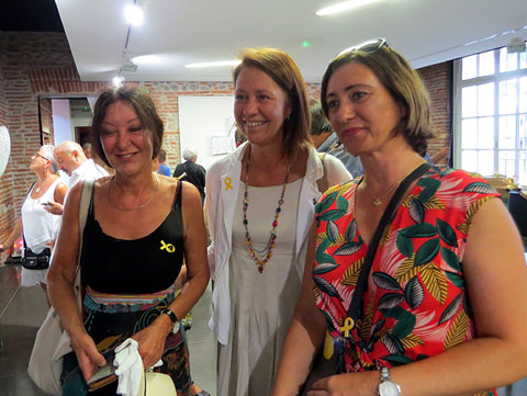 Marta Madrenas amb Cateherine Barrere i Guylaine Delonca Fines a l'exposici&oacute;