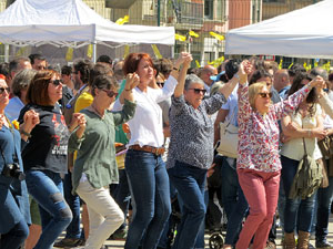 Inaguraci&oacute; oficial de la pla&ccedil;a de l'U d'octubre 2017 al barri del Mercadal