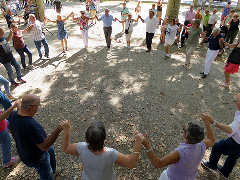 Ballada de sardanes amb la cobla La Bisbal Jove