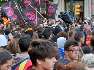 Concentraci&oacute; per l'1-O davant la subdelegaci&oacute; del Gobierno a Jaume I