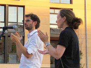 Concentraci&oacute; a la pla&ccedil;a de Santa Susanna per la llibertat dels presos pol&iacute;tics, amb Montse Puigdemont Casa
