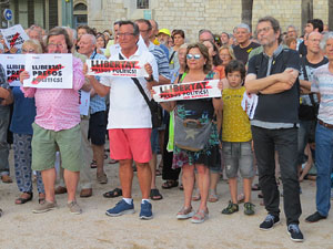 Concentraci&oacute; a la pla&ccedil;a de Santa Susanna per la llibertat dels presos pol&iacute;tics, amb Montse Puigdemont Casa