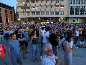 Concentraci&oacute; 'Un any del 20-S' i projecci&oacute; de '21 Fortaleses. L'U d'Octubre a Girona'