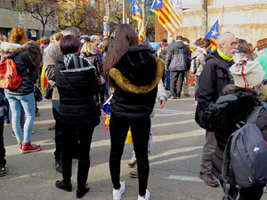 Concentraci&oacute; 21-D davant la subdelegaci&oacute; del govern espanyol a Girona