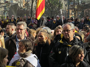 Concentraci&oacute; 21-D davant la subdelegaci&oacute; del govern espanyol a Girona