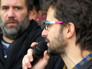 Concentraci&oacute; 21-D davant la subdelegaci&oacute; del govern espanyol a Girona