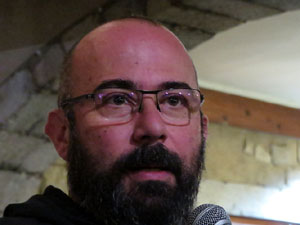 Concentraci&oacute; a la pla&ccedil;a del Vi per la llibertat dels presos pol&iacute;tics, amb Joanjo Bosk