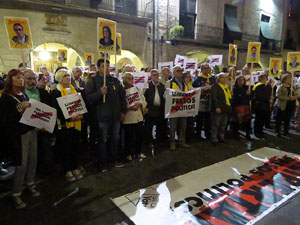 Concentraci&oacute; a la pla&ccedil;a del Vi per la llibertat dels presos pol&iacute;tics, amb Joanjo Bosk