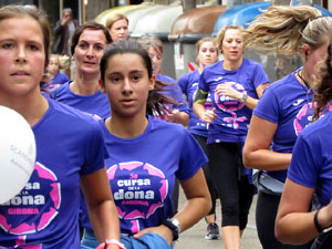 Cursa de la Dona 2018. Concentraci&oacute; i sortida del Parc de la Devesa, cursa pels carrers de Girona i arribada a la Copa