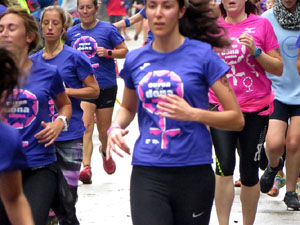 Cursa de la Dona 2018. Concentraci&oacute; i sortida del Parc de la Devesa, cursa pels carrers de Girona i arribada a la Copa