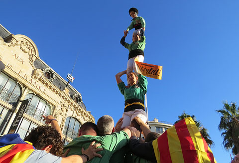 Inici de la manifestaci&oacute; a la pla&ccedil;a Catalunya