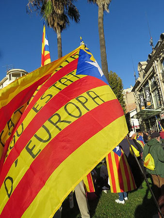 Inici de la manifestaci&oacute; a la pla&ccedil;a Catalunya